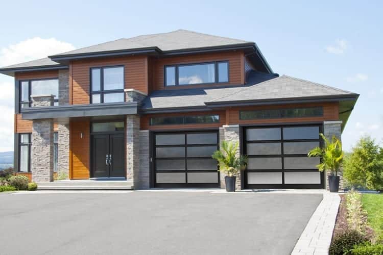 Garaj Kapıları: Evinizin Güvenliği ve Konforu İçin